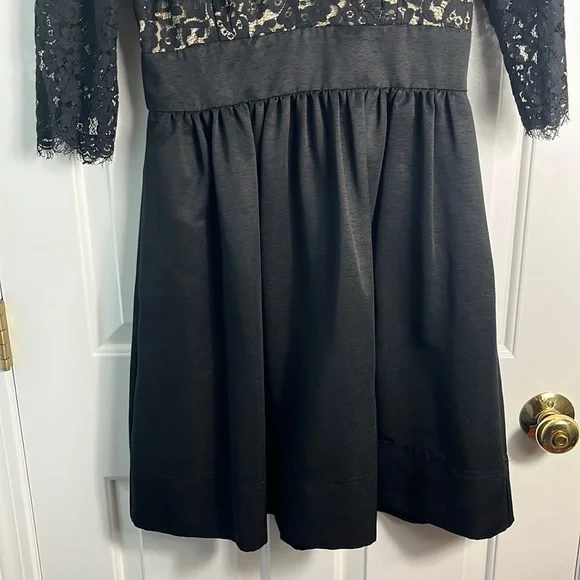 Eliza J Black Lace & Faille V Neck Cocktail Dress - Picture 6 of 16
